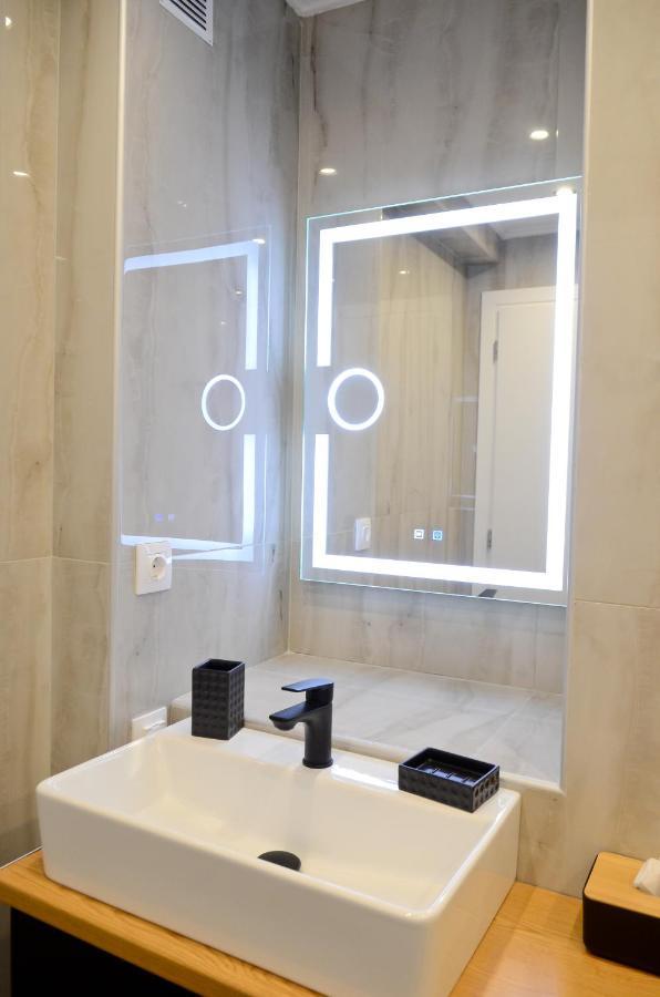 Roloi Suites 纳弗帕克托斯 外观 照片